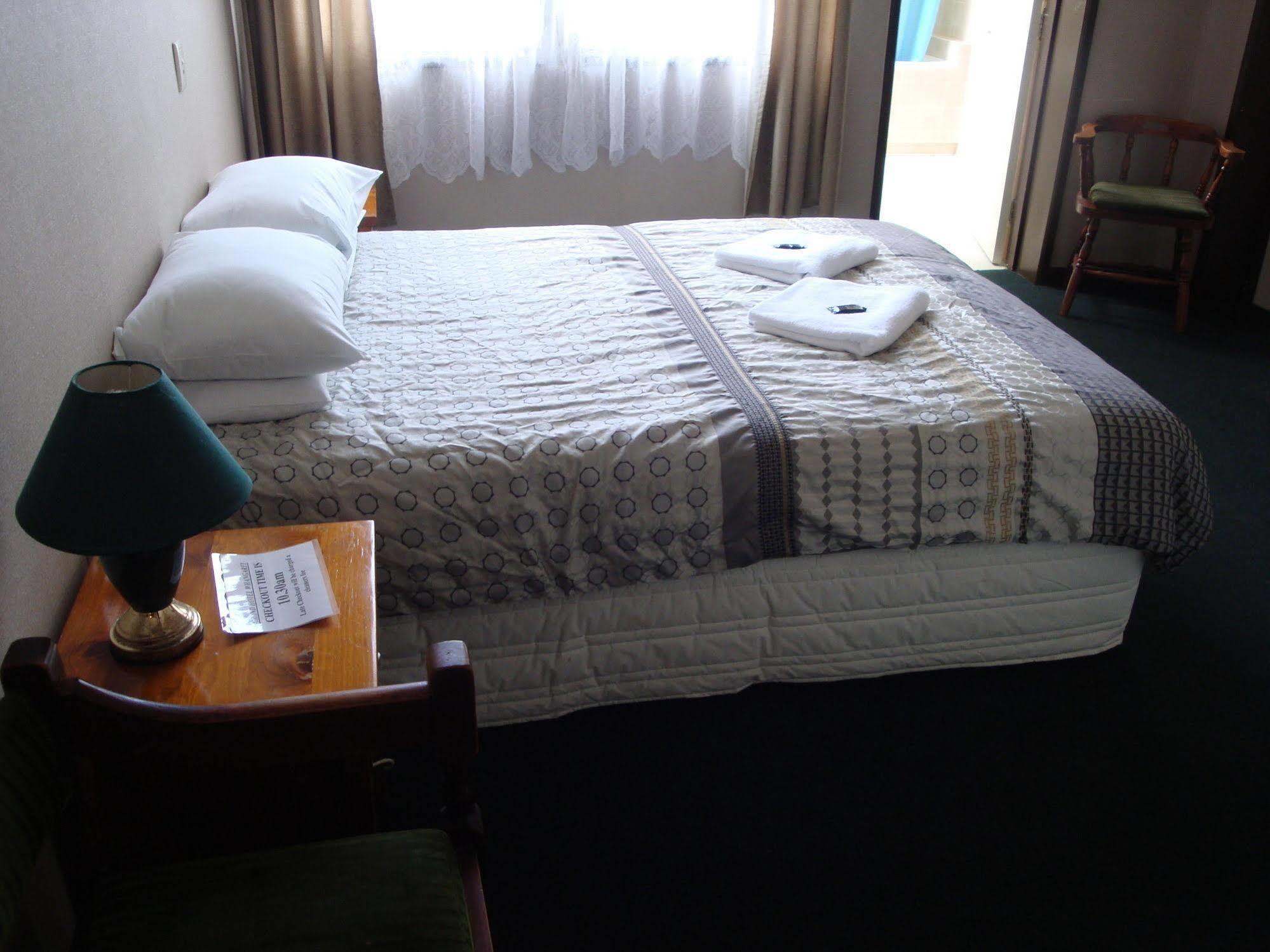 Grand Hotel - Whangarei Ngoại thất bức ảnh